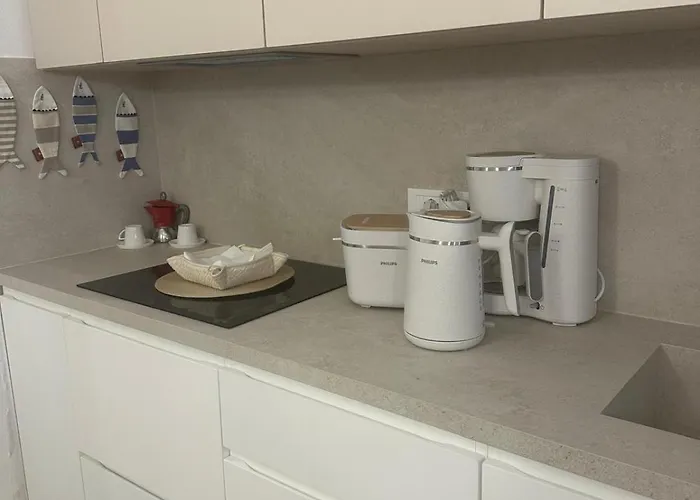 Regina Di Cuori Дом отдыха Ла-Маддалена